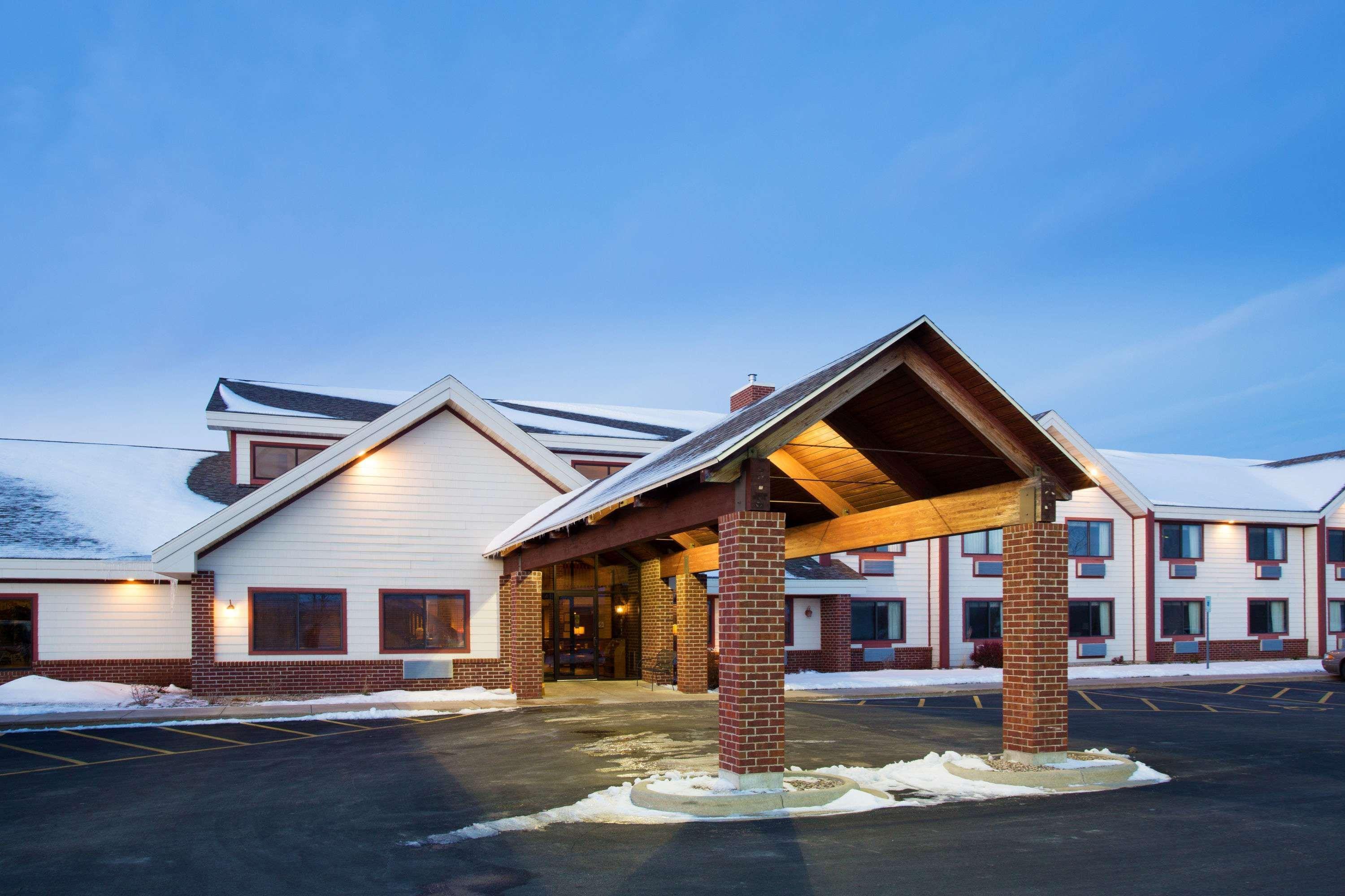 Americinn By Wyndham New London Ngoại thất bức ảnh